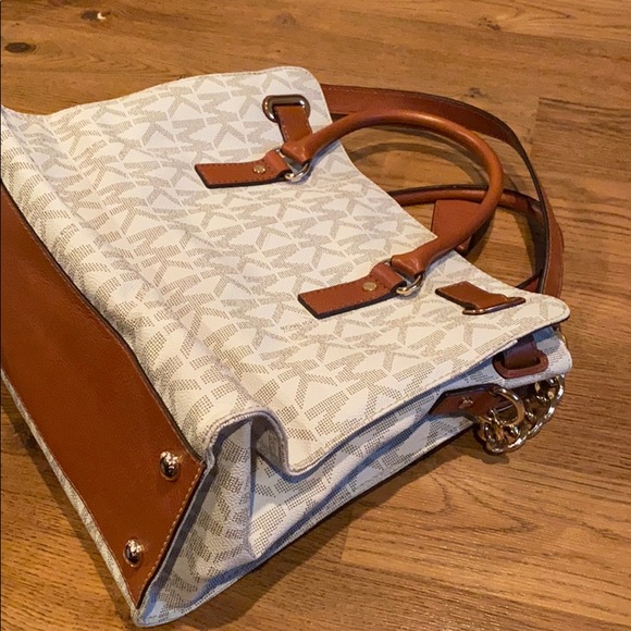 Michael Kors large Hamilton leather bag - Picture 2 of 8